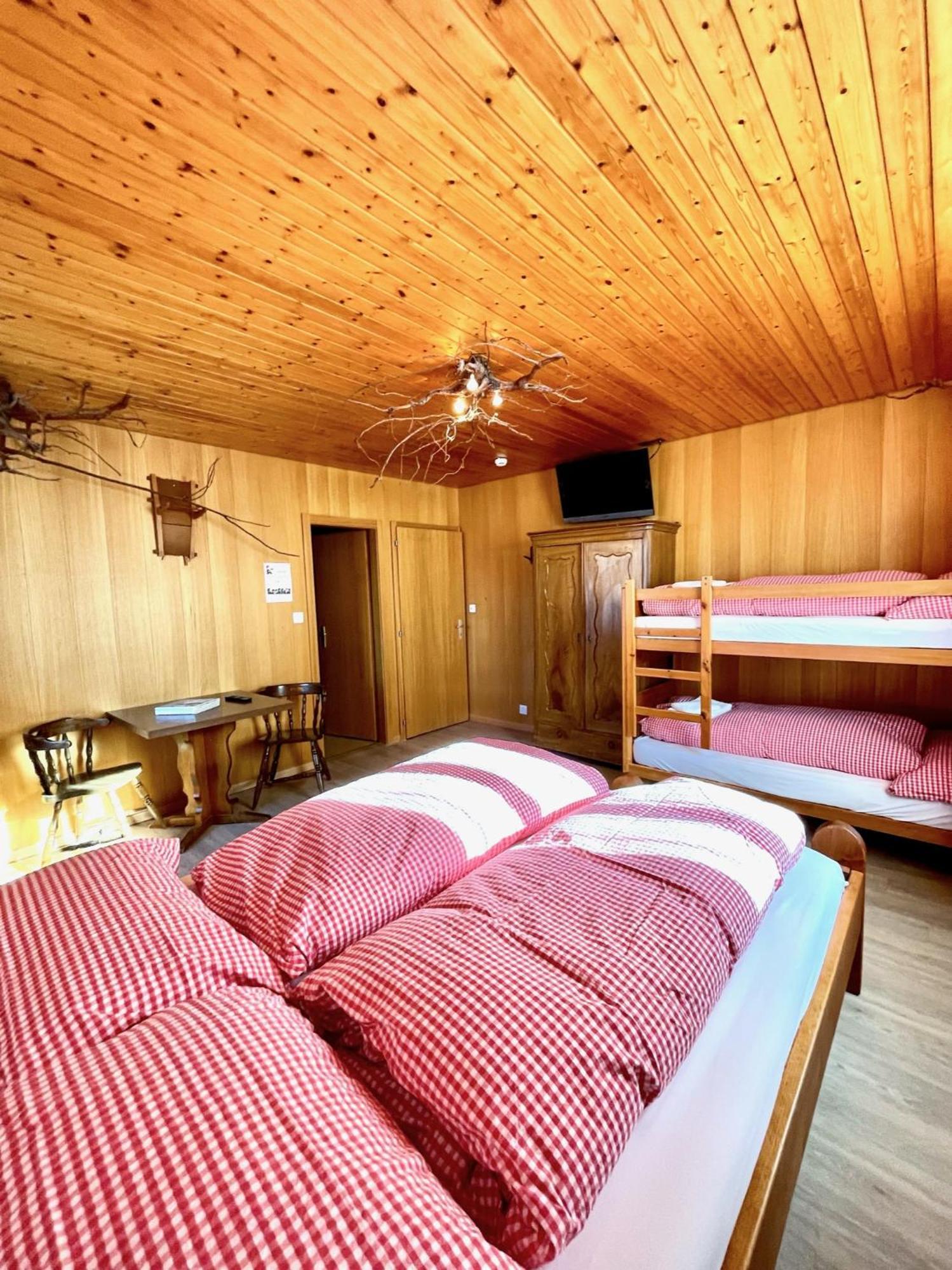 מירינגן Hotel Tourist מראה חיצוני תמונה