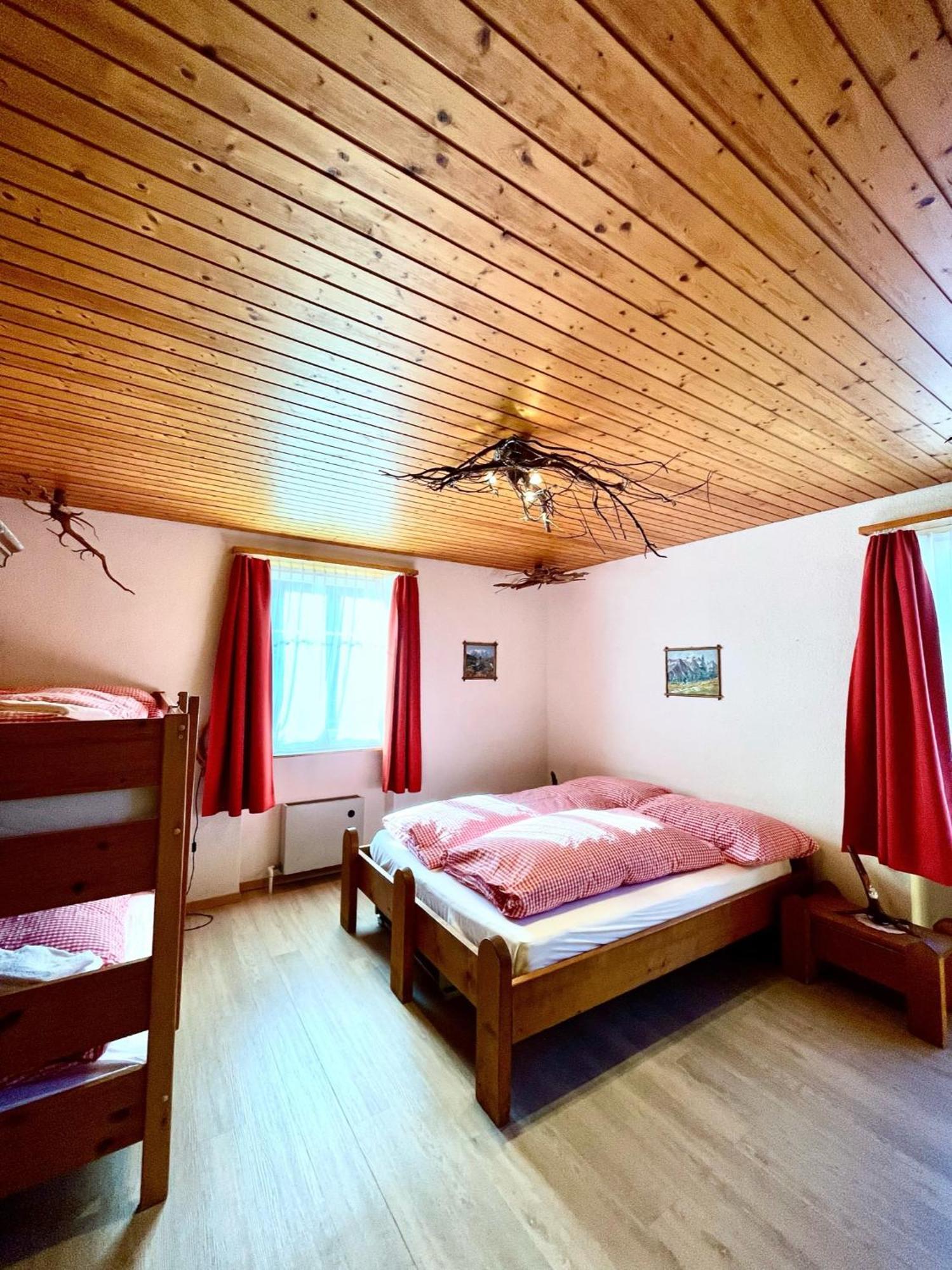 מירינגן Hotel Tourist מראה חיצוני תמונה