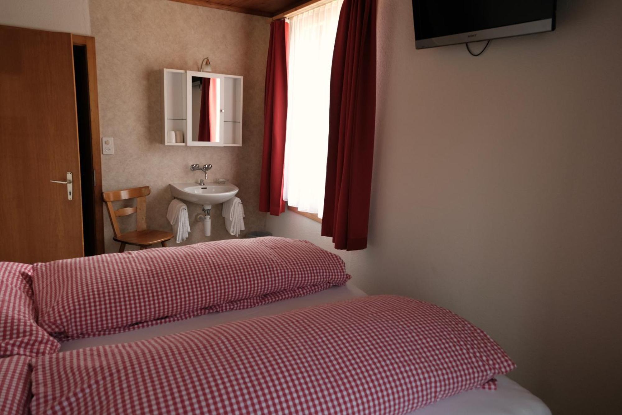 מירינגן Hotel Tourist מראה חיצוני תמונה