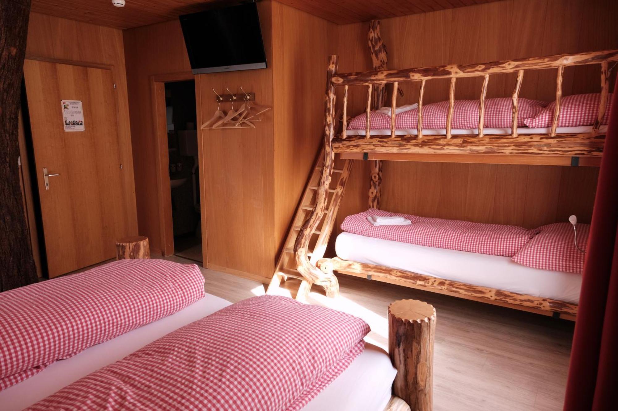 מירינגן Hotel Tourist מראה חיצוני תמונה